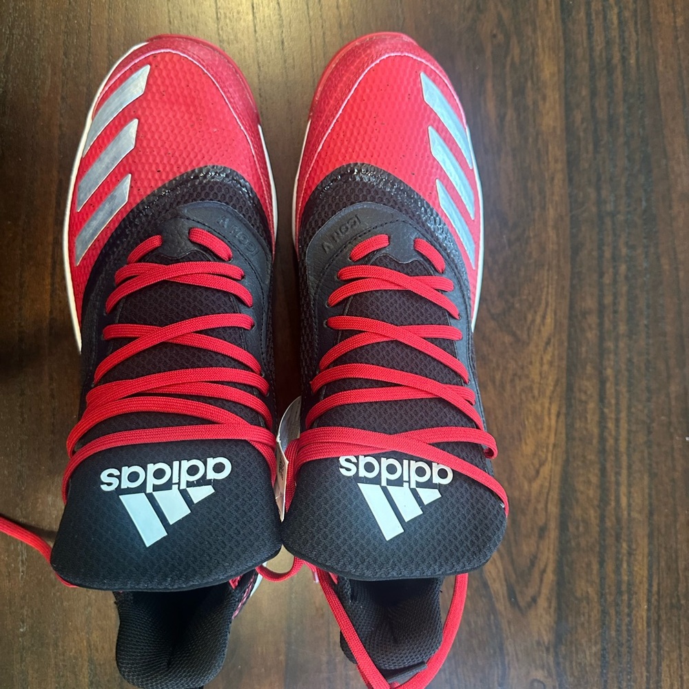 Adidas Men’s Red and Black Sneakers Icon V Turf